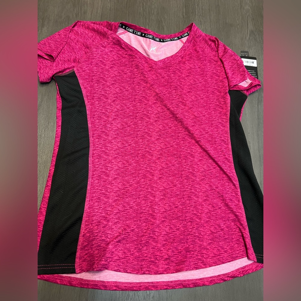 Game Time active top